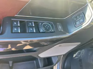 Ford F-150 2021 4x4 Lariat 4dr SuperCrew 5.5 ft. SB