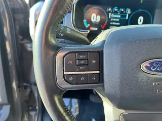 Ford F-150 2021 4x4 Lariat 4dr SuperCrew 5.5 ft. SB