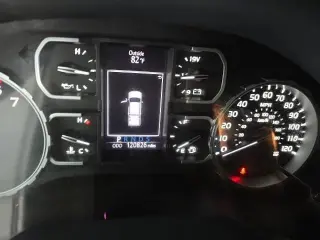 Toyota Tundra 2019 4x2 SR5 4dr CrewMax Cab Pickup SB (4.6L V8)