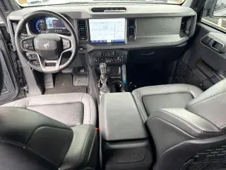Ford Bronco 2024 4x4 Black Diamond 4dr SUV