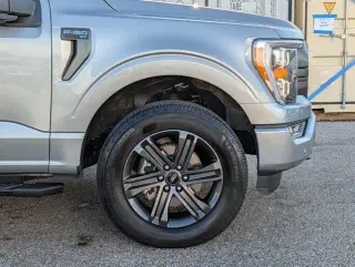Ford F-150 2023 4x4 XLT 4dr SuperCrew 5.5 ft. SB