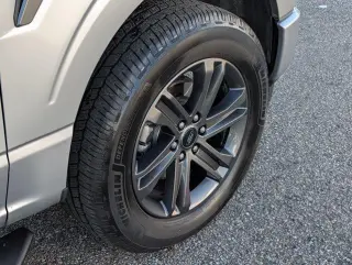 Ford F-150 2023 4x4 XLT 4dr SuperCrew 5.5 ft. SB