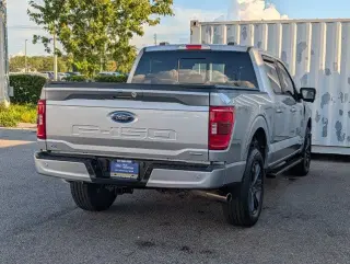 Ford F-150 2023 4x4 XLT 4dr SuperCrew 5.5 ft. SB