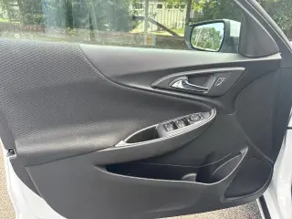 Chevrolet Malibu 2023 LT 4p Sedan con 1LT