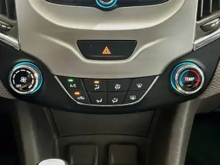 Chevrolet Cruze 2018 LS Auto 4p Sedan