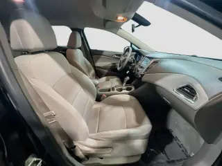 Chevrolet Cruze 2018 LS Auto 4p Sedan
