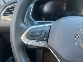 Volkswagen Tiguan 2023 SE 4p SUV