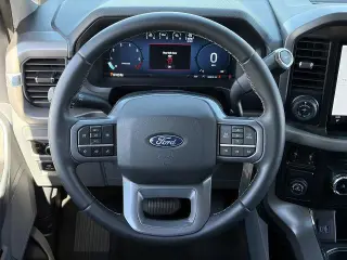 Ford F-150 2024 4x2 XLT 4p SuperCrew 5.5 pies CB