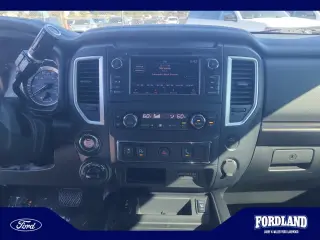 Nissan Titan 2019 4x4 S 4dr Crew Cab