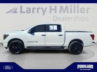 Nissan Titan 2019 4x4 S 4dr Crew Cab