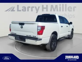 Nissan Titan 2019 4x4 S 4dr Crew Cab