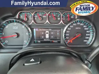 Chevrolet Suburban 2018 4x4 LT 4p SUV