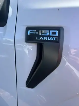 Ford F-150 2021 4x4 Lariat 4dr SuperCrew 5.5 ft. SB