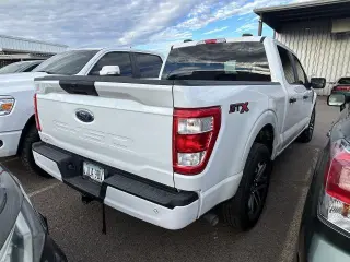 Ford F-150 2023 4x2 XL 4dr SuperCrew 5.5 ft. SB