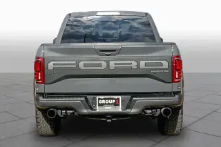 Ford F-150 2020 4x4 Raptor 4dr SuperCrew 5.5 ft. SB
