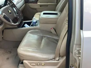 Chevrolet Suburban 2013 4x2 LT 4dr SUV