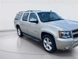 Chevrolet Suburban 2013 4x2 LT 4dr SUV