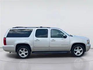 Chevrolet Suburban 2013 4x2 LT 4dr SUV