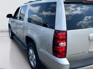 Chevrolet Suburban 2013 4x2 LT 4dr SUV