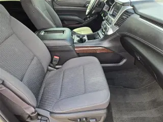 GMC Yukon 2016 4x2 SLE SUV 4p.
