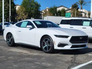 Ford Mustang 2025 EcoBoost 2dr Fastback