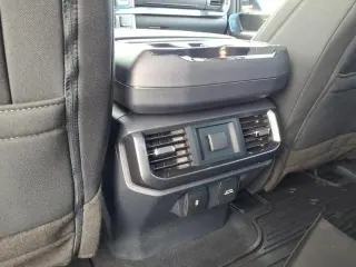 Ford F-150 2023 4x4 XLT 4dr SuperCrew 5.5 ft. SB