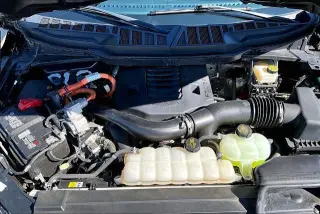 Ford F-150 2023 4x4 XLT 4p SuperCrew 5.5 ft. CB