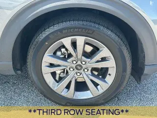 Ford Explorer 2024 AWD XLT 4dr SUV