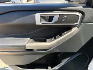 Ford Explorer 2023 XLT 4dr SUV