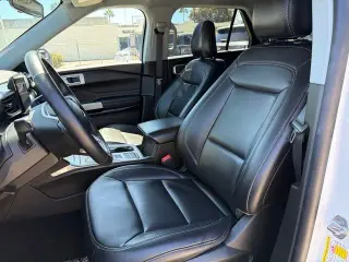 Ford Explorer 2023 XLT 4dr SUV