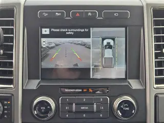 Ford F-150 2017 4x4 Raptor 4p SuperCrew 5.5 pies SB