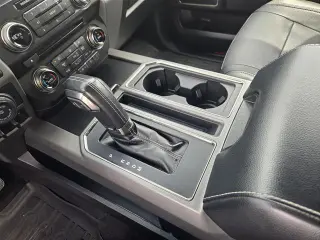 Ford F-150 2017 4x4 Raptor 4p SuperCrew 5.5 pies SB
