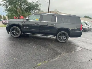 Chevrolet Suburban 2020 4x4 Premier 4dr SUV