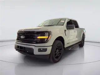 Ford F-150 2024 4x4 XLT 4 puertas SuperCrew con caja de 5,5 pies