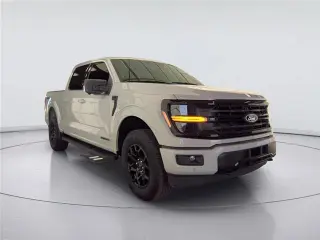 Ford F-150 2024 4x4 XLT 4 puertas SuperCrew con caja de 5,5 pies