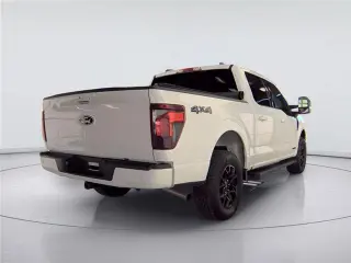 Ford F-150 2024 4x4 XLT 4dr SuperCrew 5.5 ft. SB