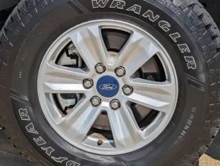 Ford F-150 2020 4x4 Lariat 4dr SuperCrew 5.5 ft. SB