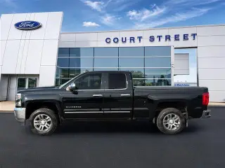 Chevrolet Silverado 1500 2017 4x4 LTZ 4p Cab Doble 6.5 pies SB