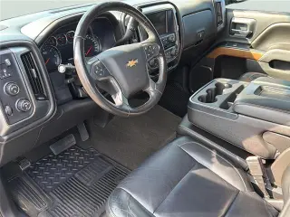 Chevrolet Silverado 1500 2017 4x4 LTZ 4p Cab Doble 6.5 pies SB