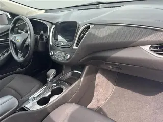 Chevrolet Malibu 2025 LT Sedán 4p con 1LT