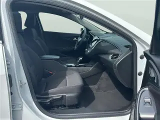 Chevrolet Malibu 2025 LT Sedán 4p con 1LT