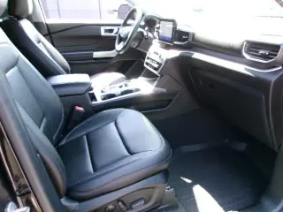 Ford Explorer 2023 AWD XLT 4dr SUV