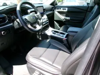 Ford Explorer 2023 AWD XLT 4dr SUV