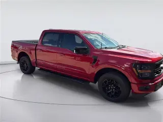 Ford F-150 2024 4x2 XLT 4 puertas SuperCrew 5.5 pies SB