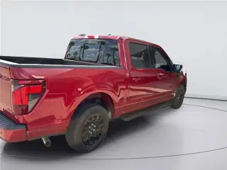 Ford F-150 2024 4x2 XLT 4 puertas SuperCrew 5.5 pies SB