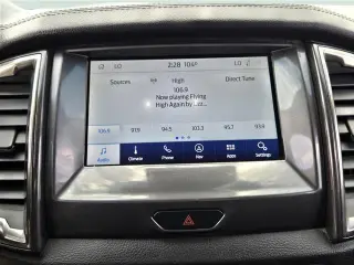 Vehículo utilitario deportivo Ford Ranger 2020 4x2 Lariat 4 puertas SuperCrew con cama corta de 5.1 pies