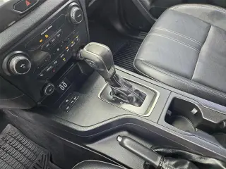 Vehículo utilitario deportivo Ford Ranger 2020 4x2 Lariat 4 puertas SuperCrew con cama corta de 5.1 pies