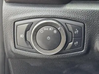 Vehículo utilitario deportivo Ford Ranger 2020 4x2 Lariat 4 puertas SuperCrew con cama corta de 5.1 pies