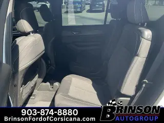 Jeep Grand Cherokee L 2024 4x4 Laredo 4dr SUV