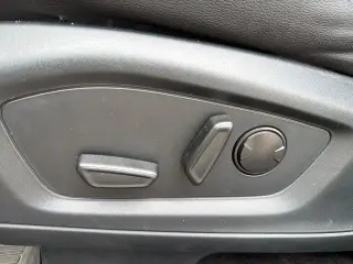 Ford Explorer 2023 AWD ST 4dr SUV
